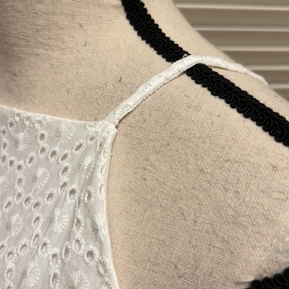 126. Copper Key Eyelet Lace Dress in White, Size Small - Picture 7 of 16